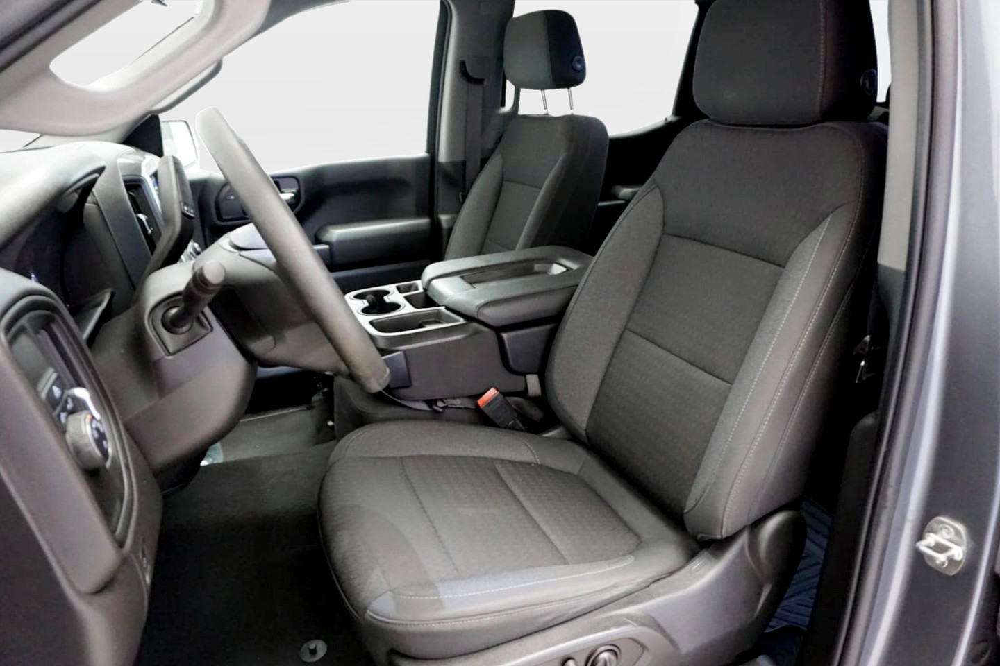 Photo 13 of this Chevrolet Silverado 1500 LTD