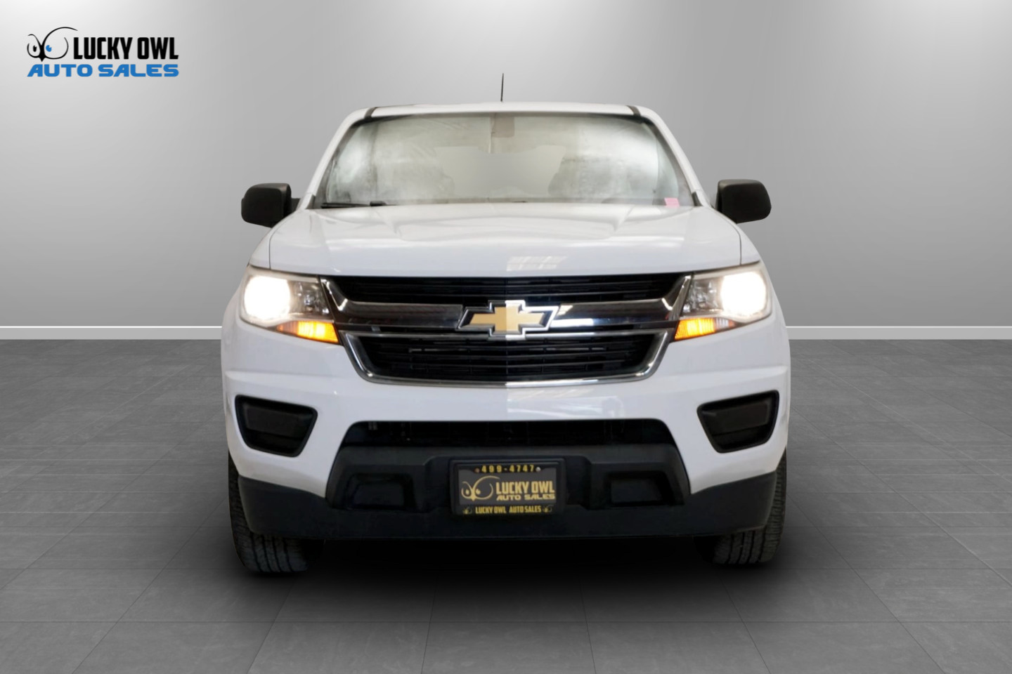 Photo 3 of this Chevrolet Colorado