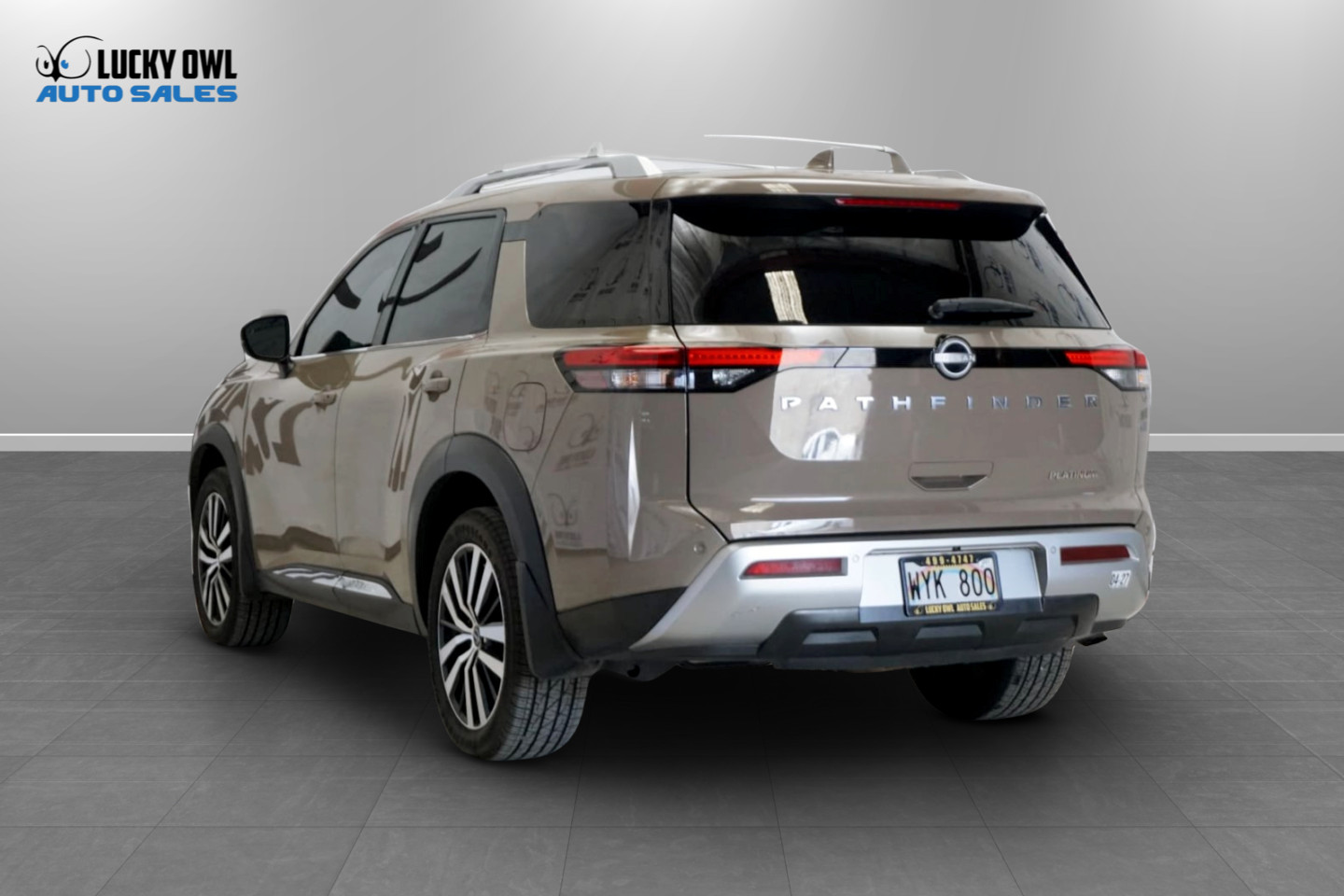 Photo 5 of this Nissan Pathfinder