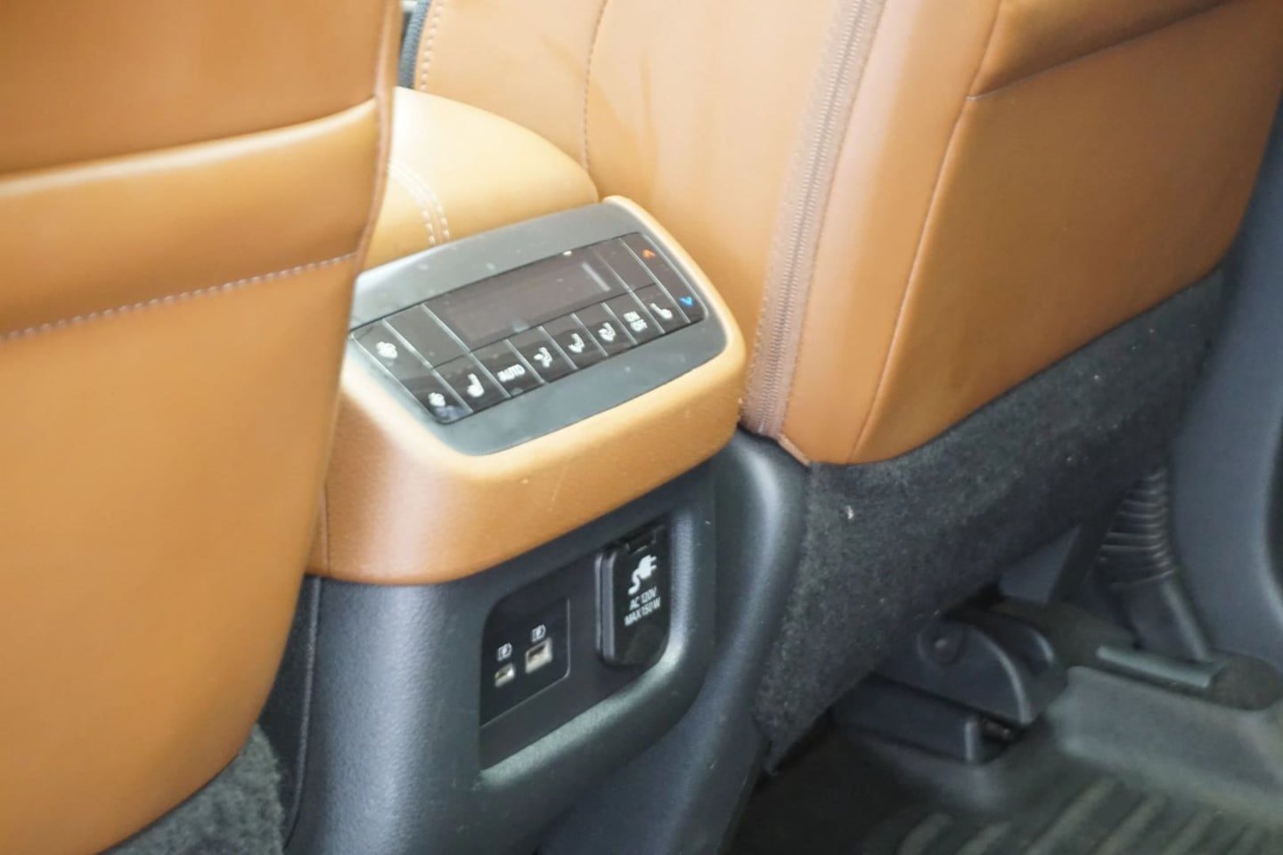Photo 16 of this Nissan Pathfinder