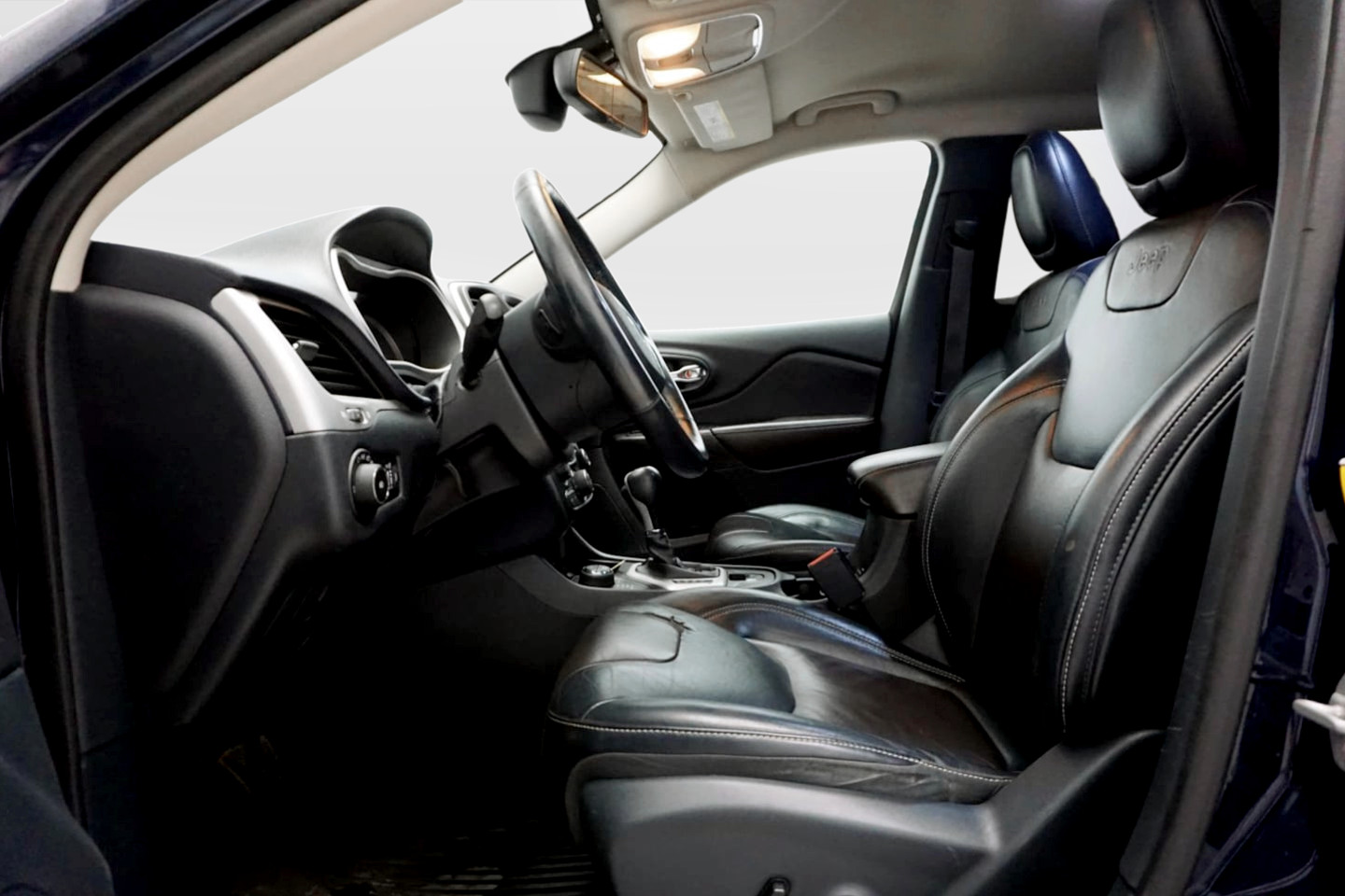 Photo 9 of this Jeep Cherokee