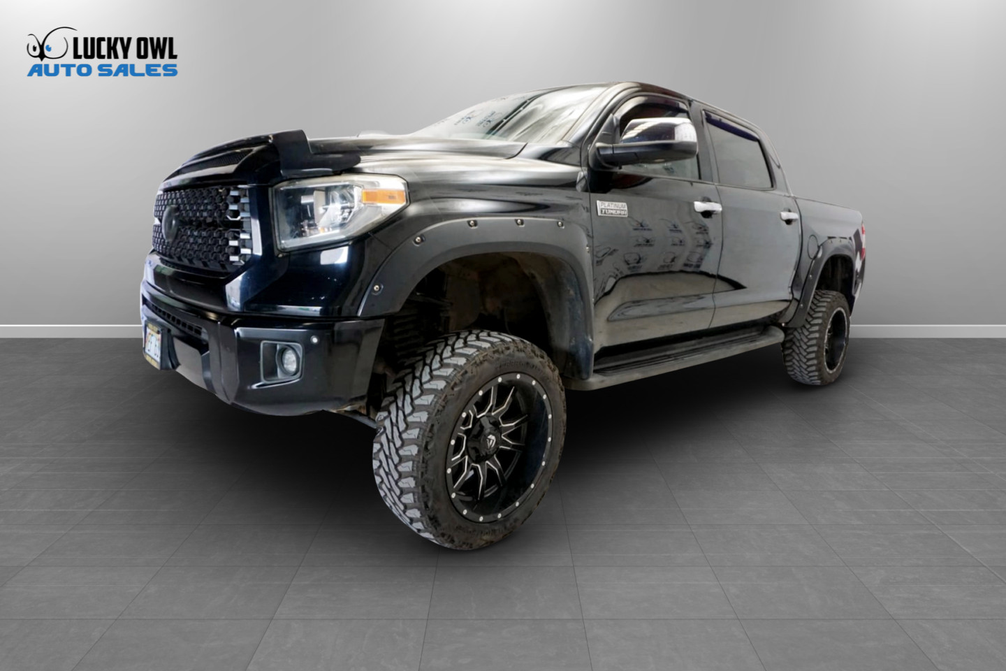 Photo 5 of this Toyota Tundra 4WD
