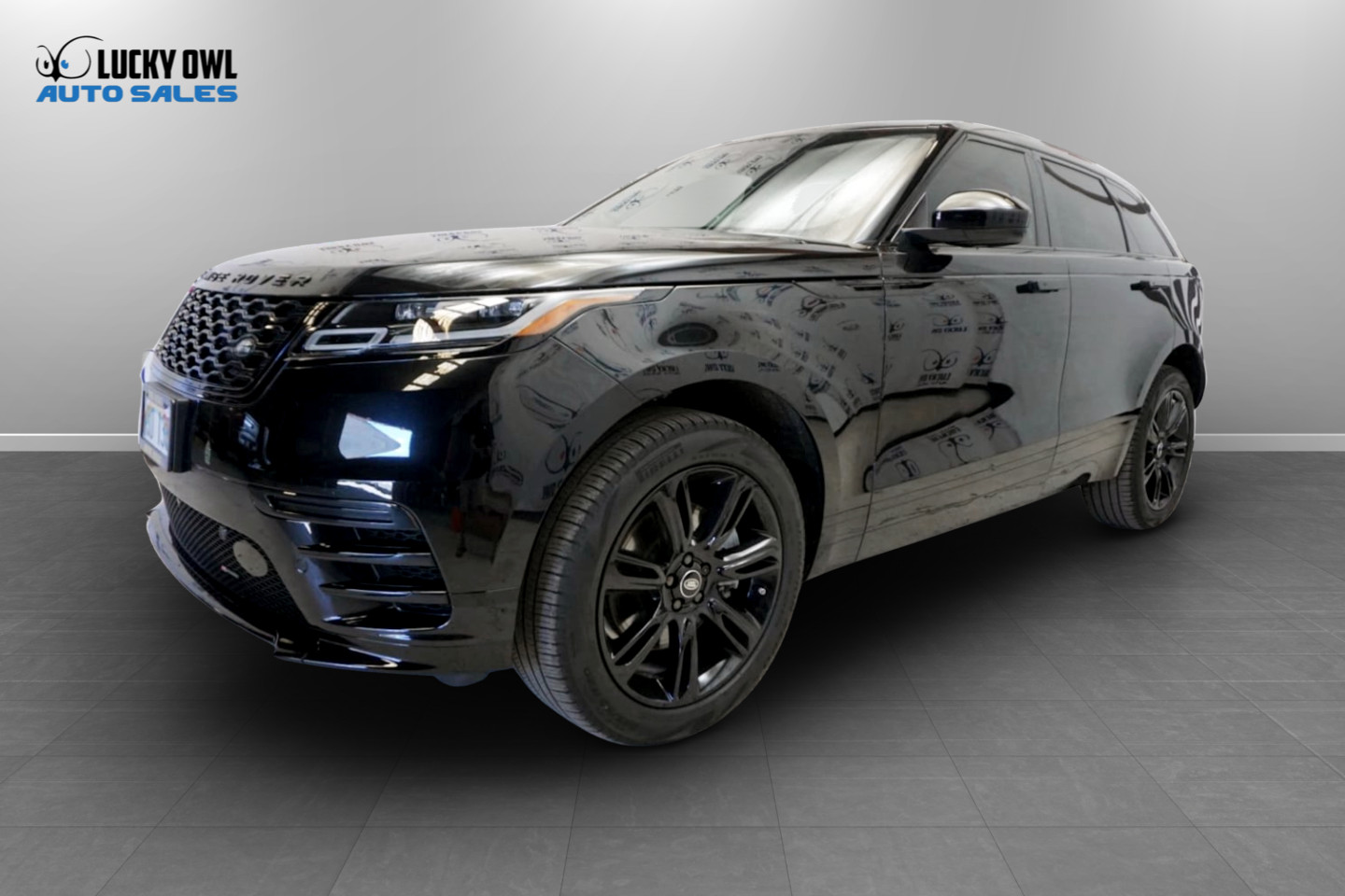 Photo 5 of this Land Rover Range Rover Velar