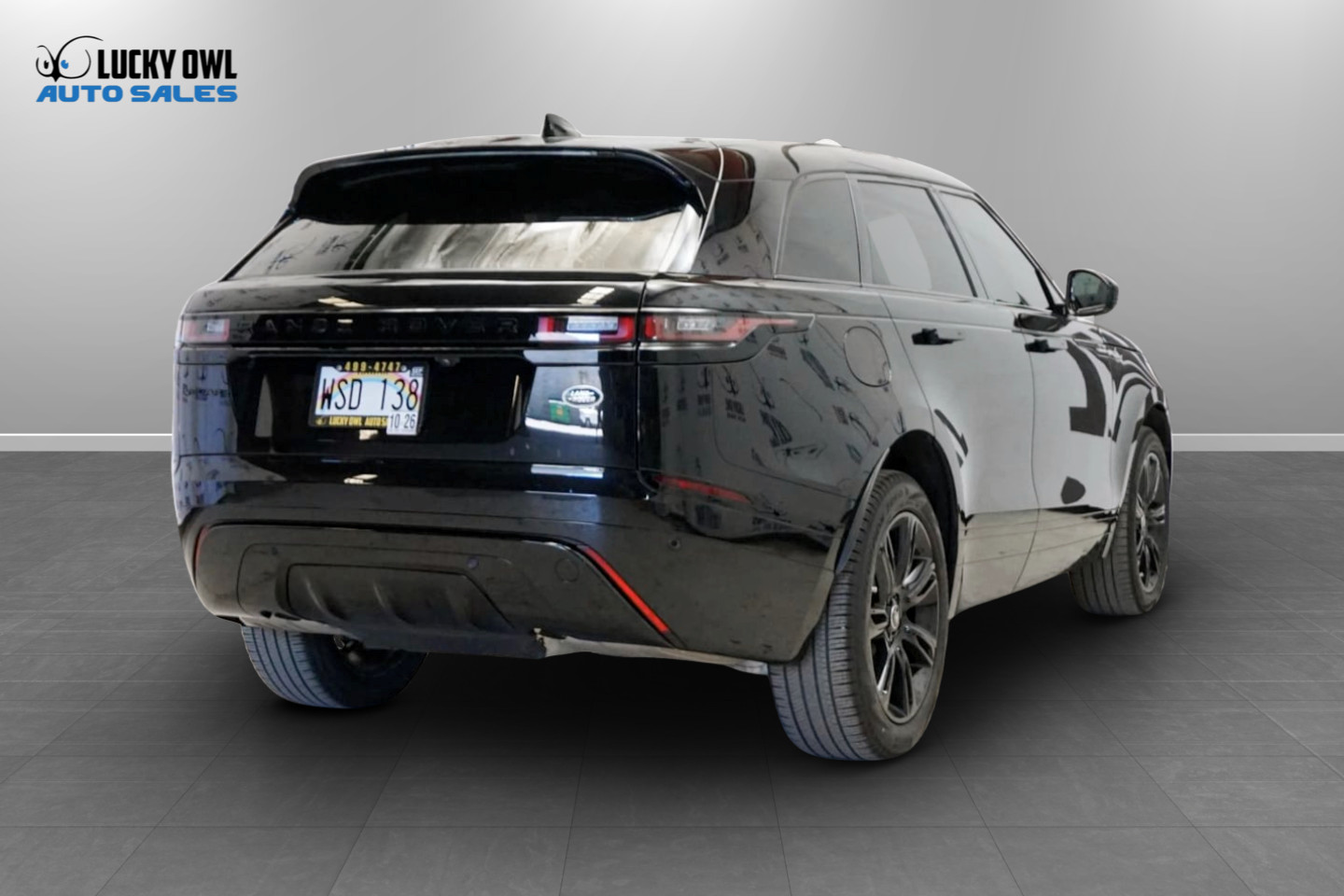 Photo 6 of this Land Rover Range Rover Velar