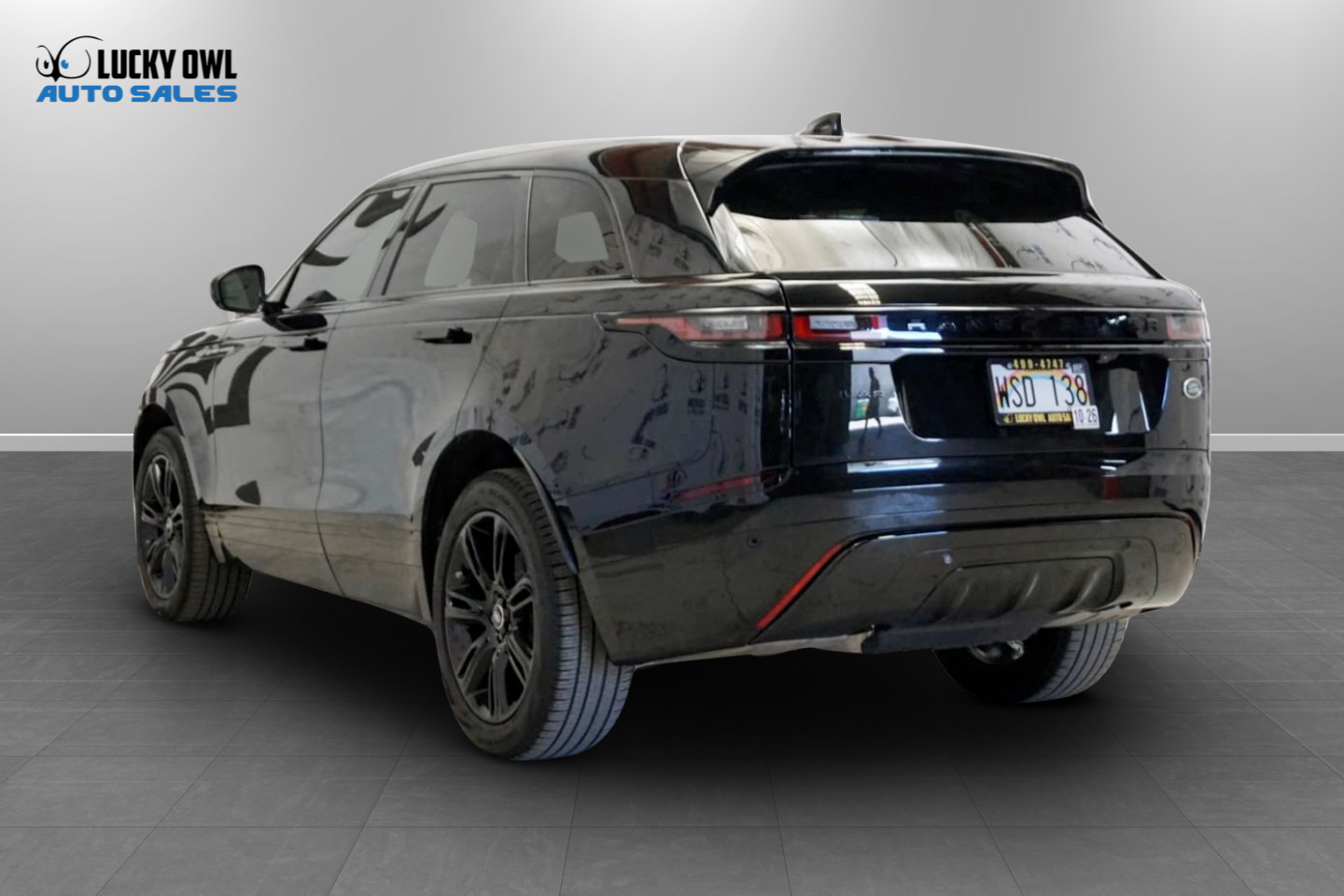 Photo 7 of this Land Rover Range Rover Velar