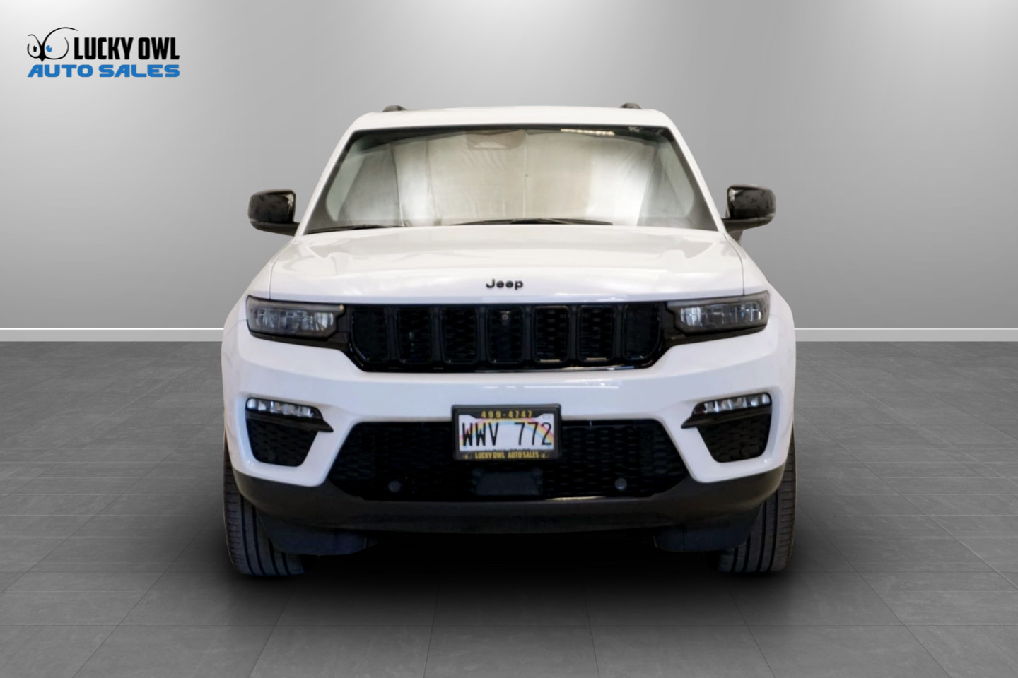 Photo 3 of this Jeep Grand Cherokee
