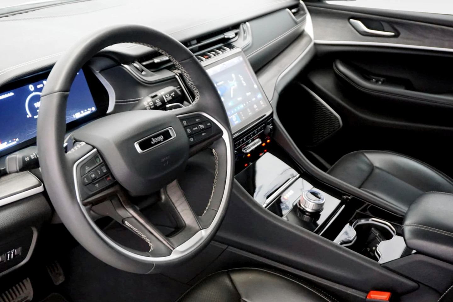 Photo 14 of this Jeep Grand Cherokee