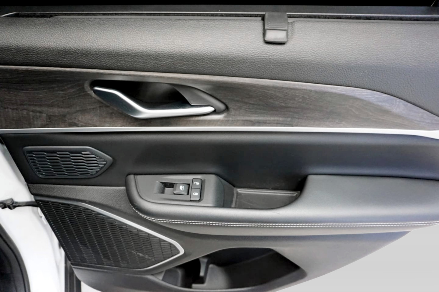 Photo 20 of this Jeep Grand Cherokee
