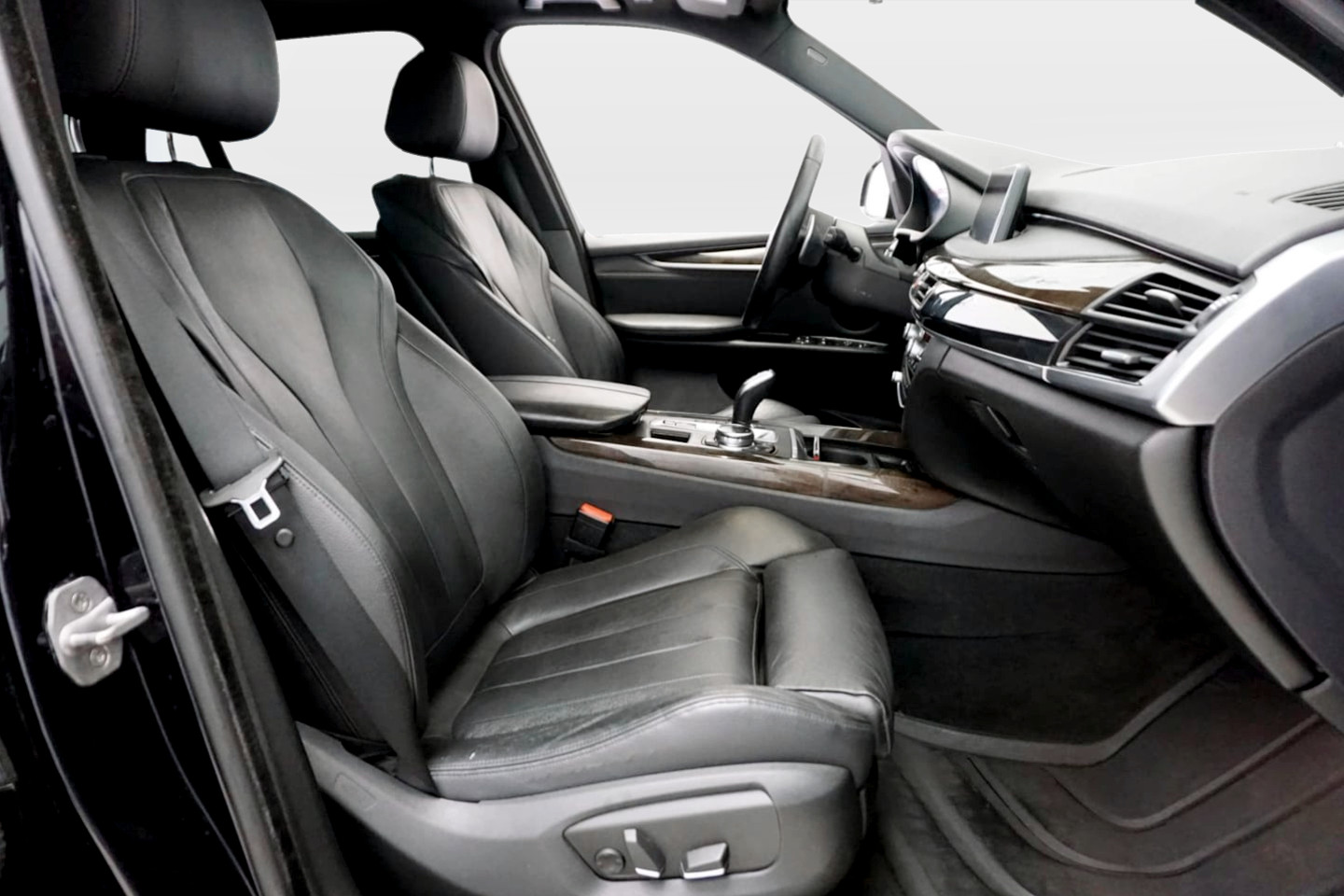 Photo 20 of this BMW X5