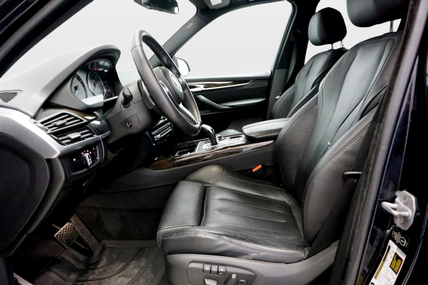 Photo 9 of this BMW X5