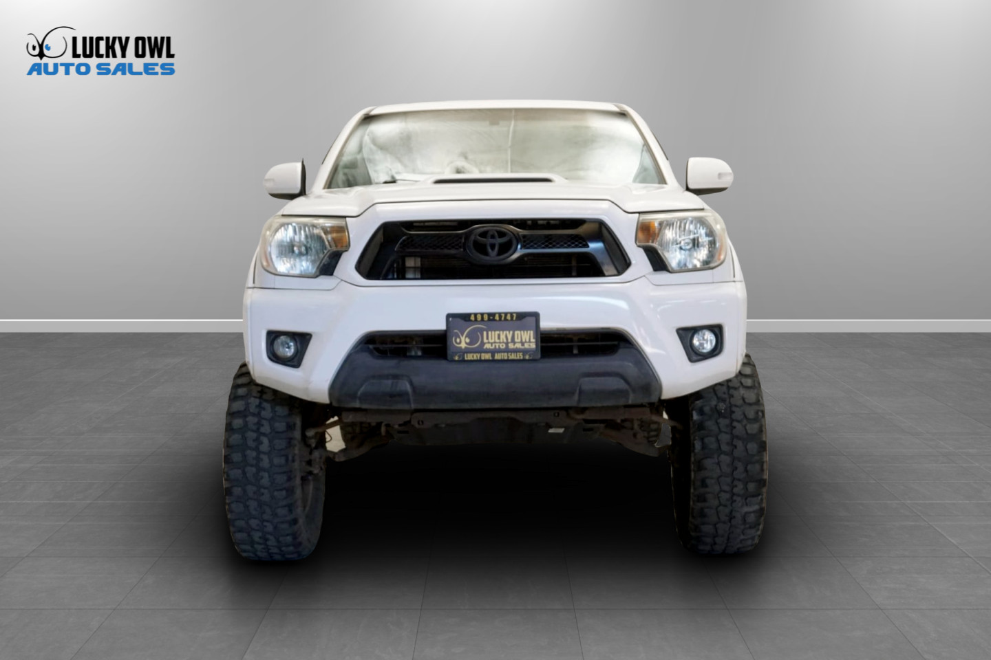 Photo 3 of this Toyota Tacoma