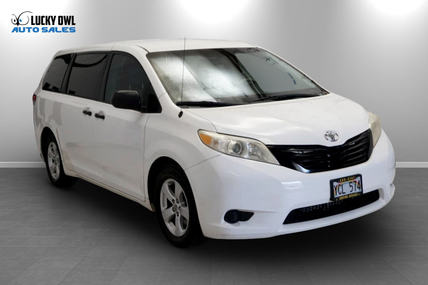 Photo 3 of this Toyota Sienna