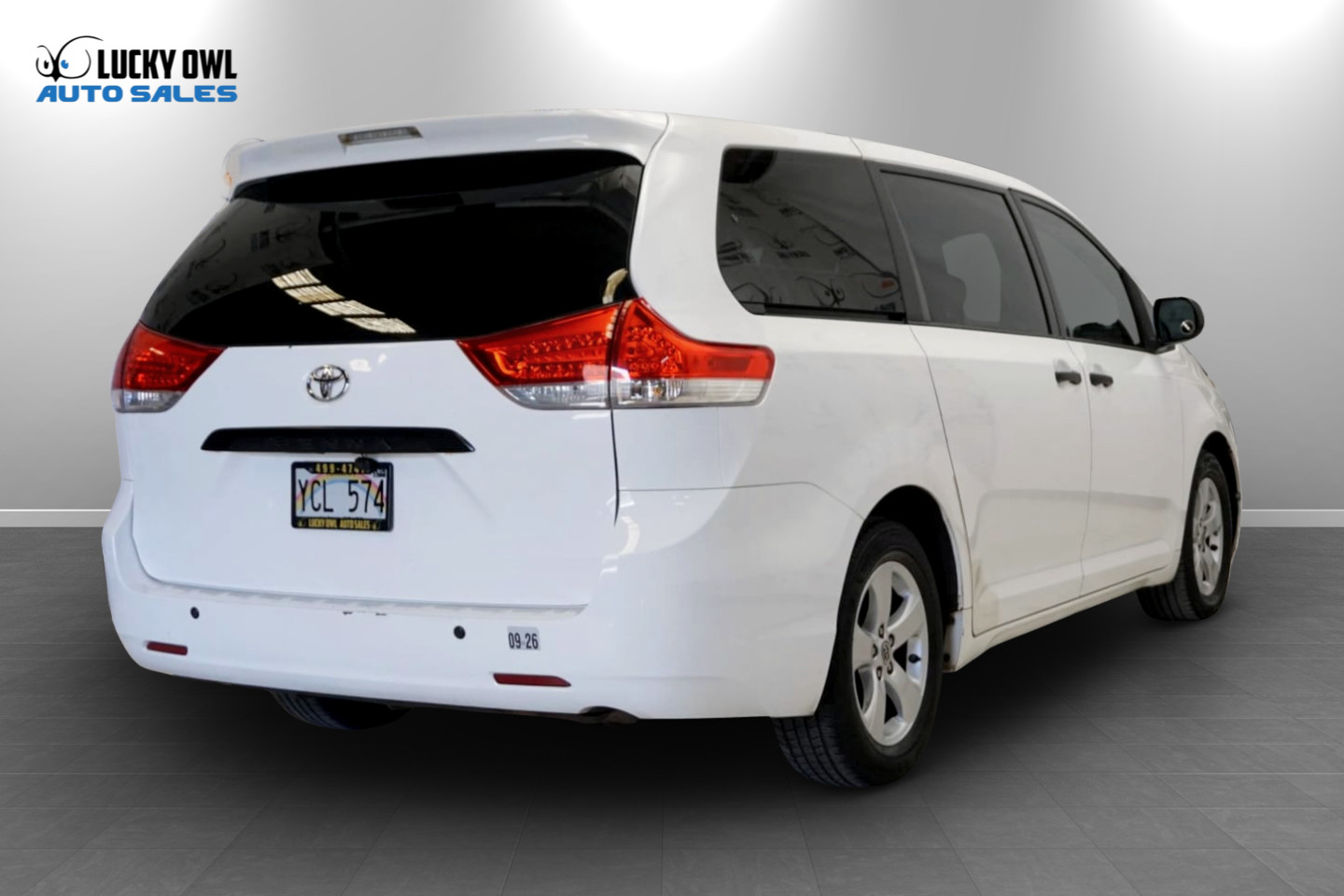 Photo 5 of this Toyota Sienna