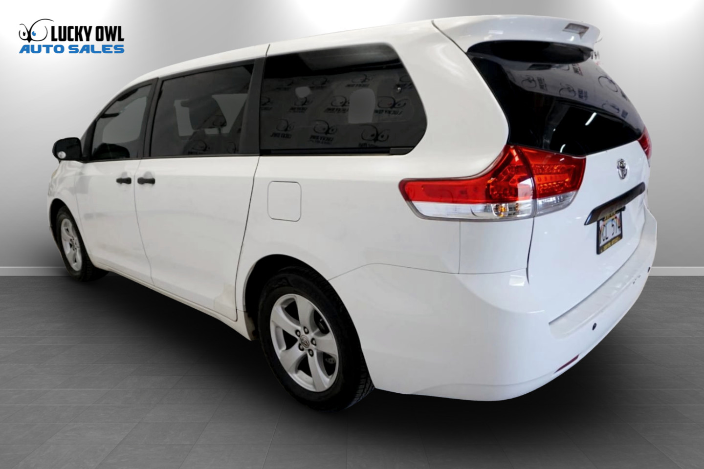 Photo 7 of this Toyota Sienna