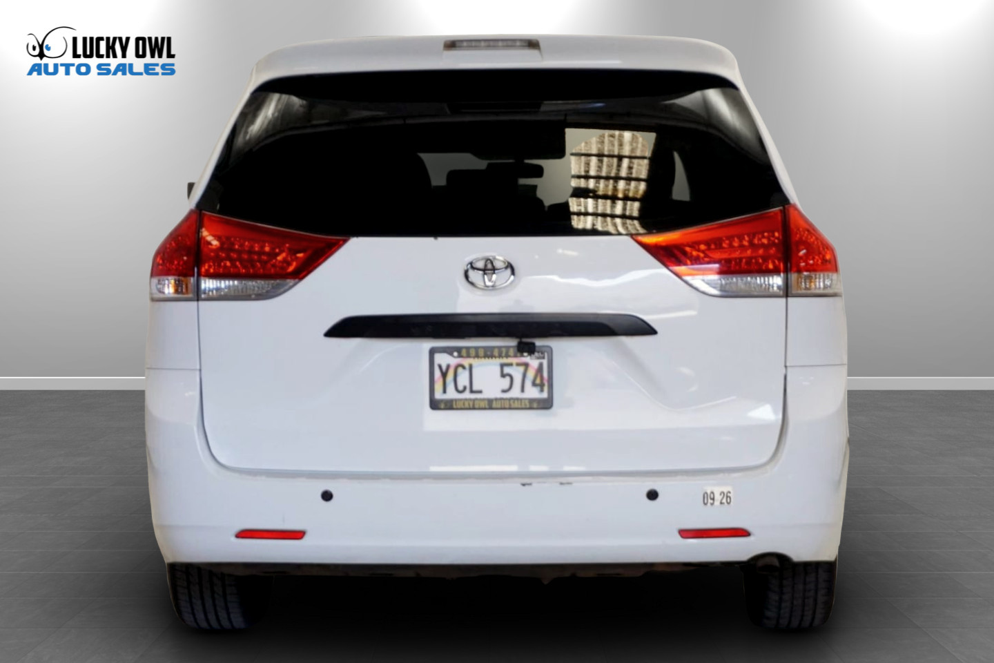 Photo 6 of this Toyota Sienna