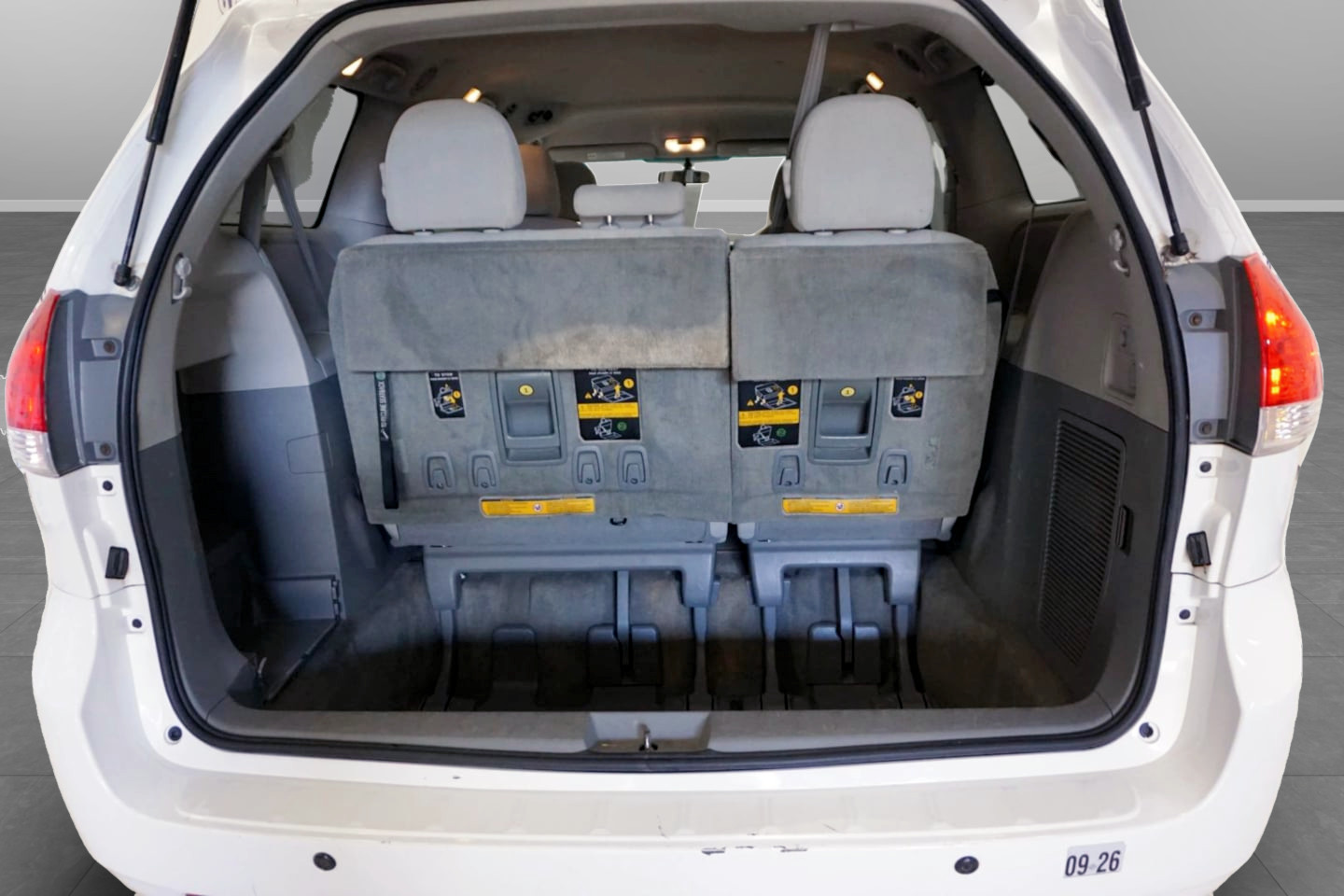 Photo 15 of this Toyota Sienna