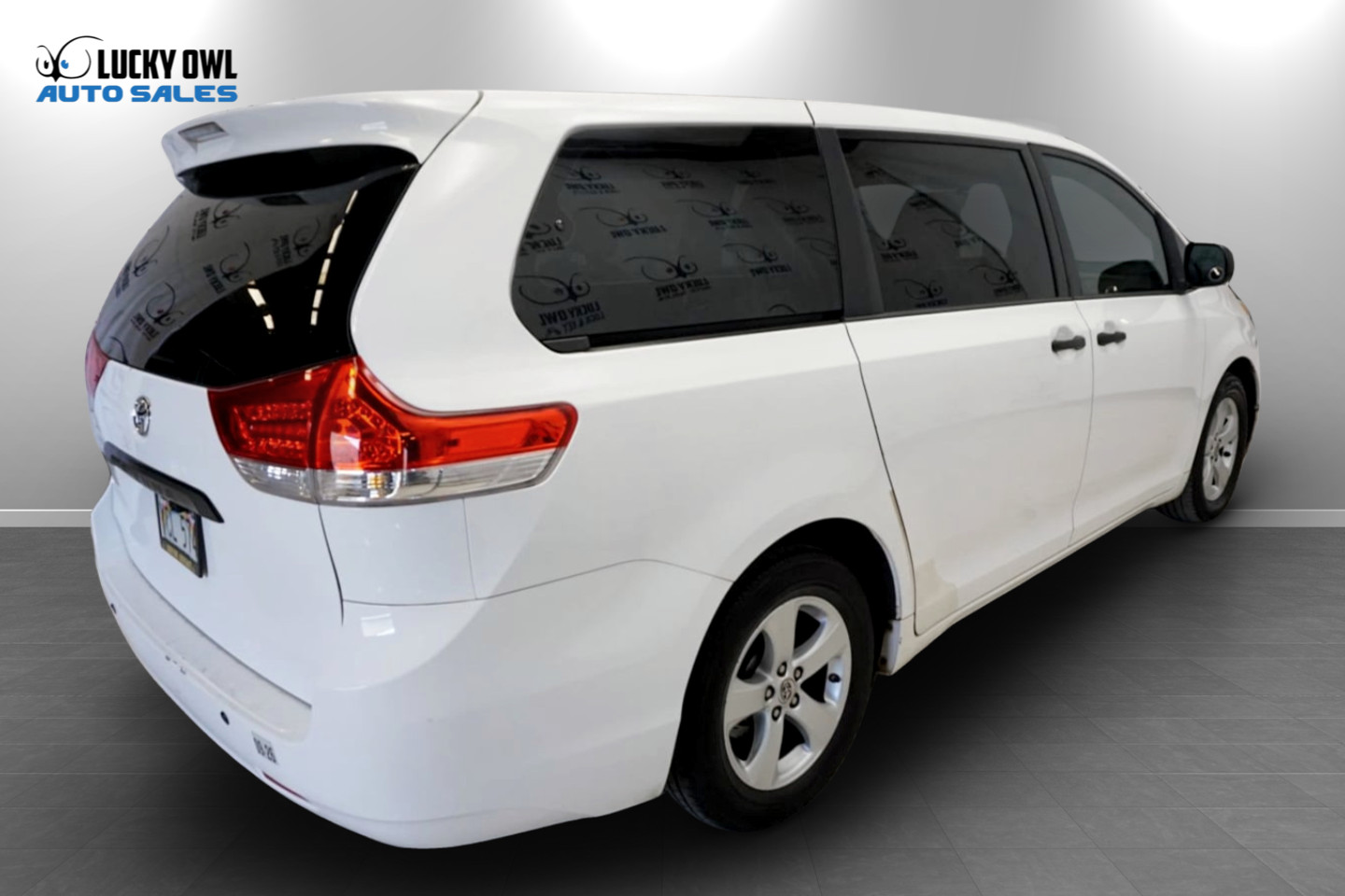 Photo 8 of this Toyota Sienna