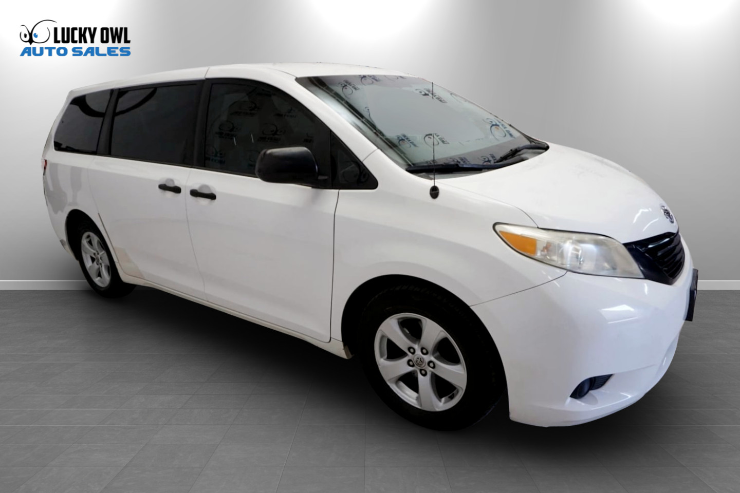 Photo 24 of this Toyota Sienna