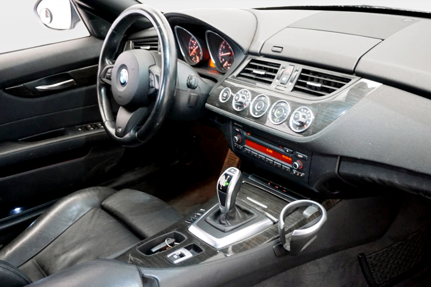 Photo 16 of this BMW Z4