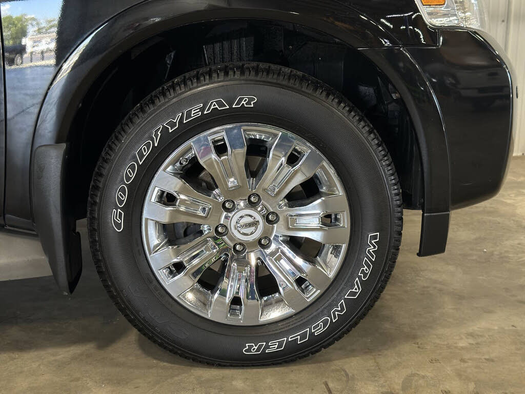2015 Nissan Armada Platinum photo 17