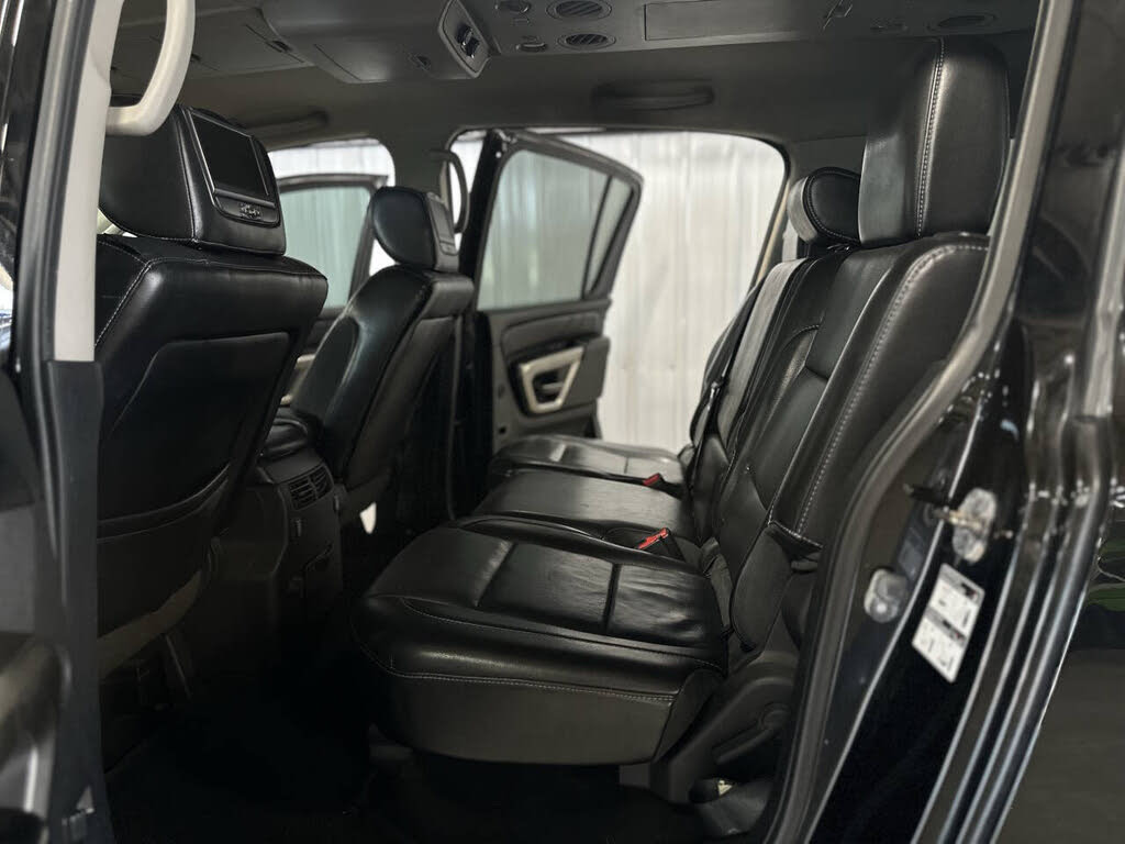 2015 Nissan Armada Platinum photo 30