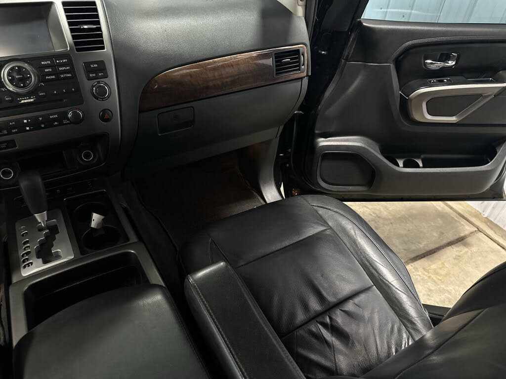 2015 Nissan Armada Platinum photo 33