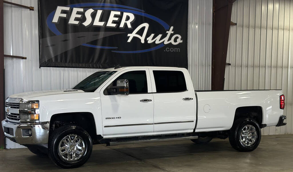 2015 Chevrolet Silverado 2500HD LTZ photo 4