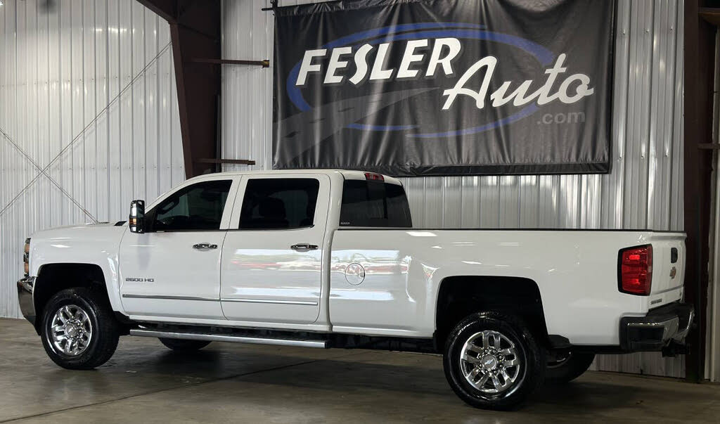 2015 Chevrolet Silverado 2500HD LTZ photo 5