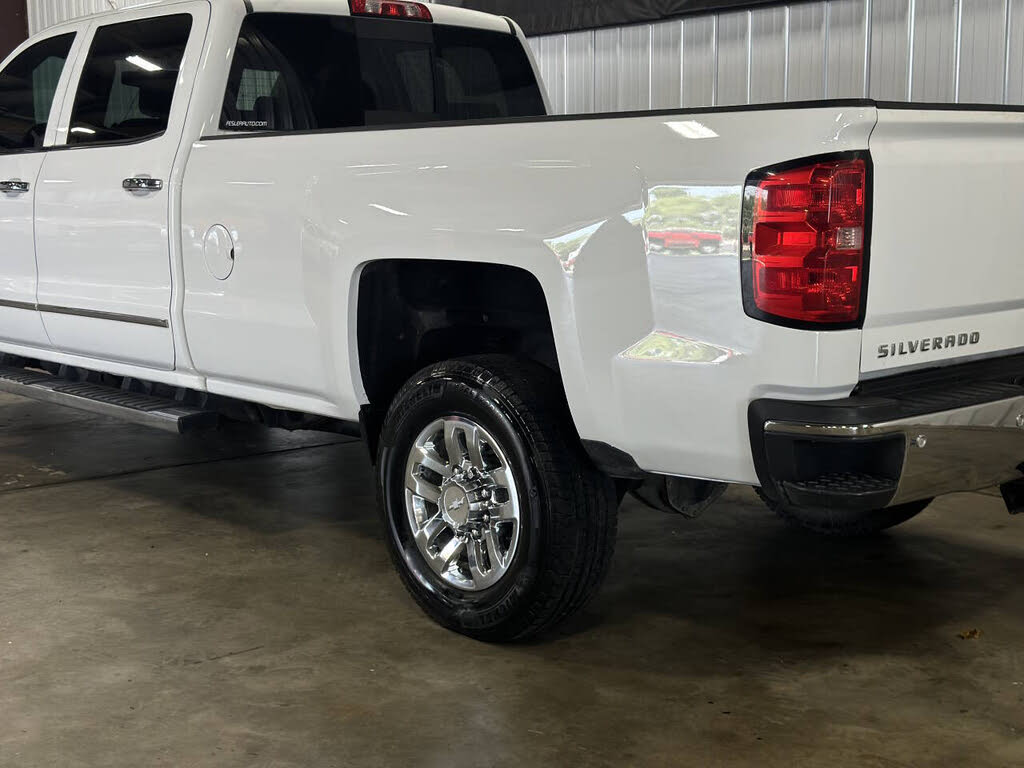 2015 Chevrolet Silverado 2500HD LTZ photo 9