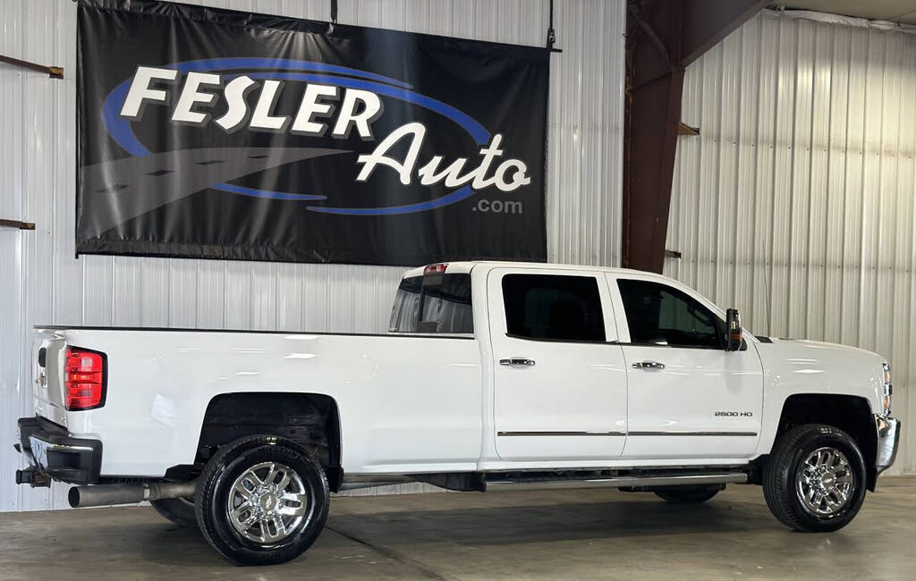 2015 Chevrolet Silverado 2500HD LTZ photo 28