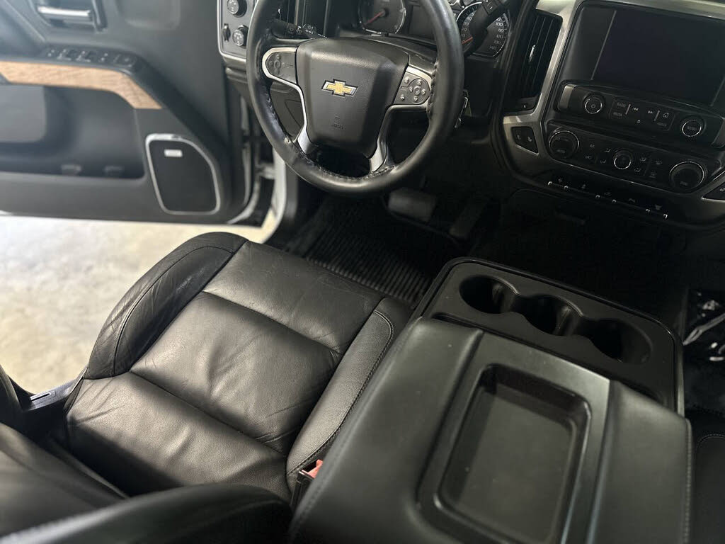 2015 Chevrolet Silverado 2500HD LTZ photo 29