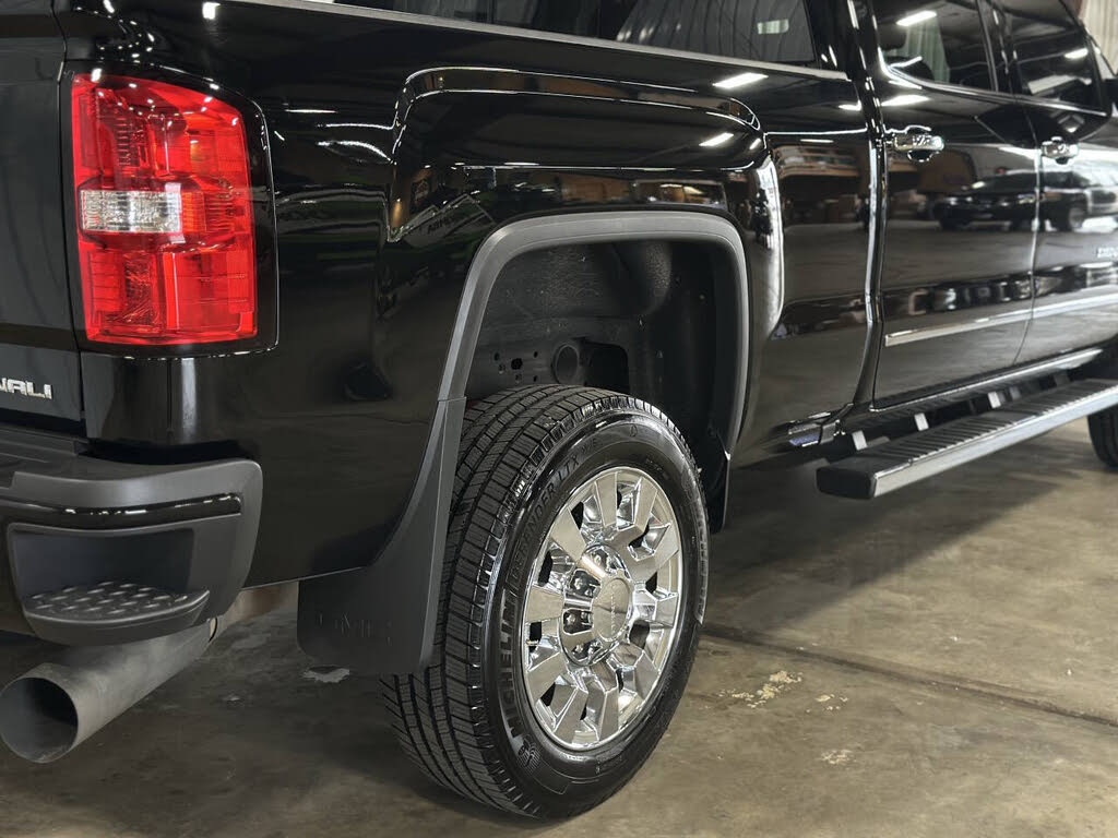 2017 Gmc Sierra Denali photo 33