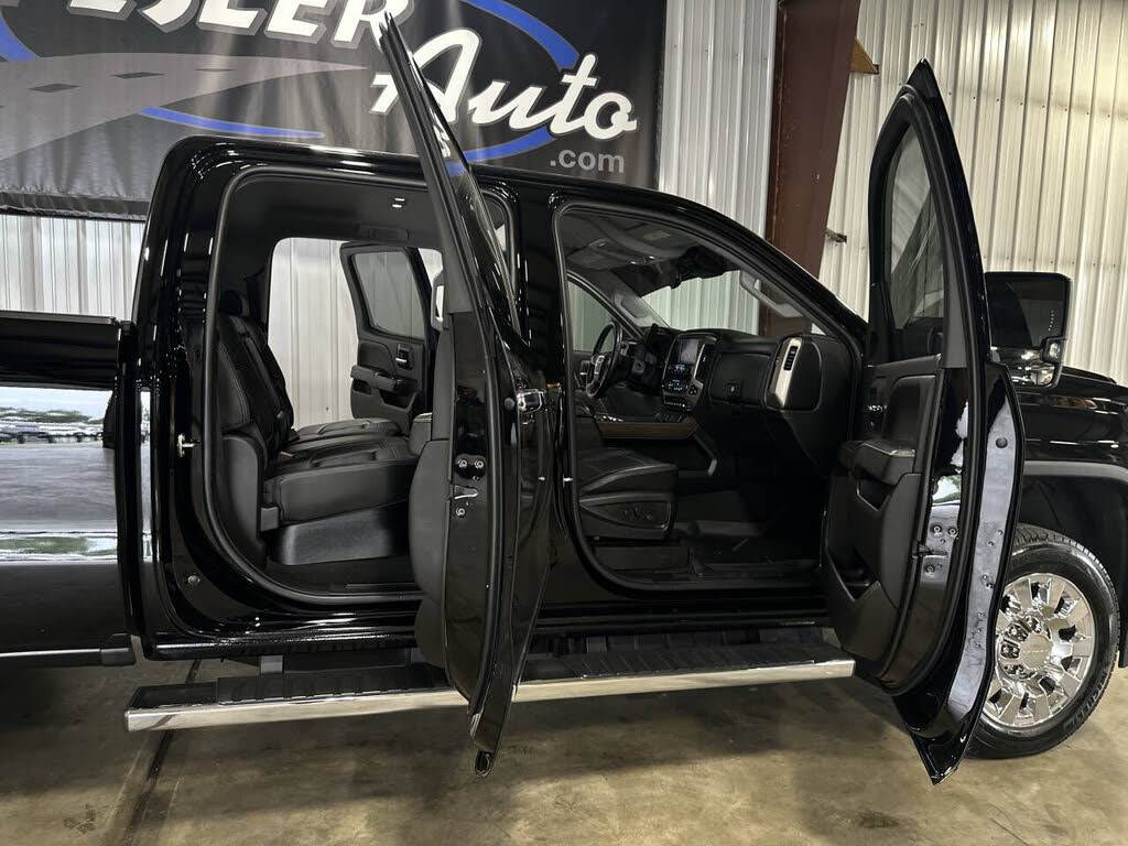 2017 Gmc Sierra Denali photo 37