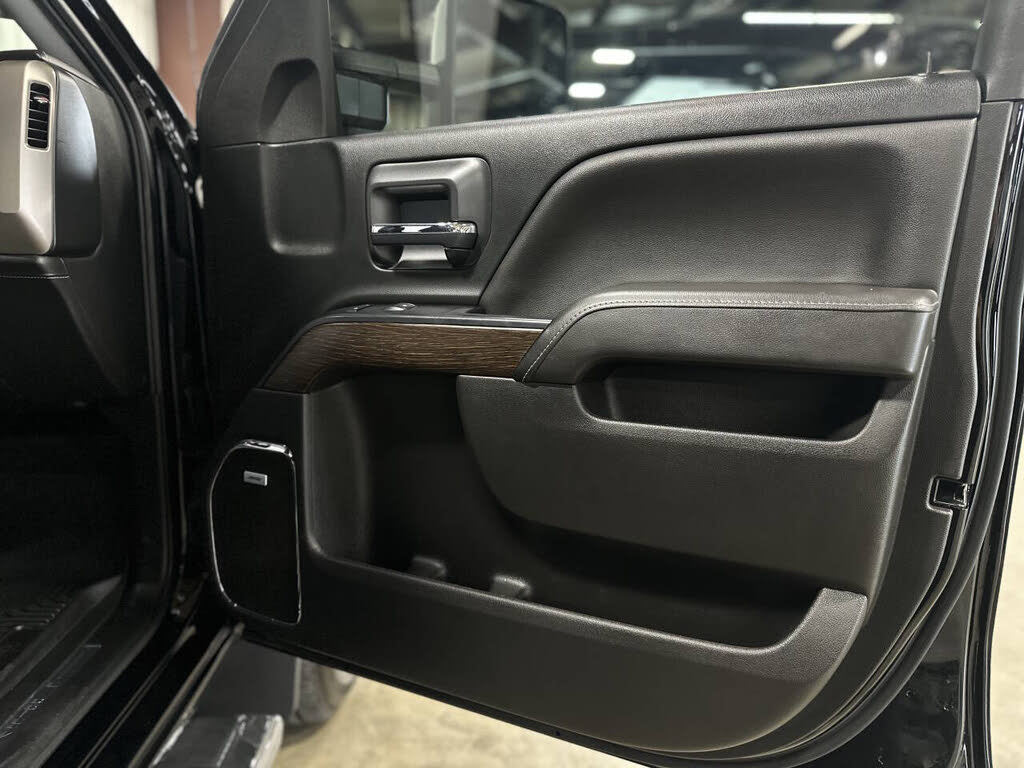 2017 Gmc Sierra Denali photo 2