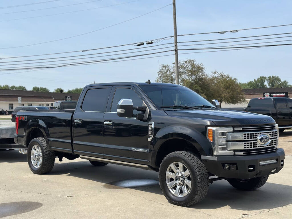 2019 Ford F-350 Platinum photo 4