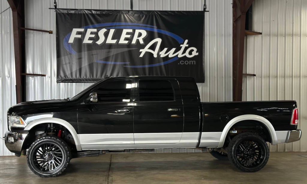2015 Ram 2500 Laramie photo 8