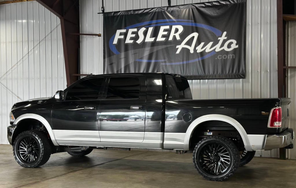 2015 Ram 2500 Laramie photo 13