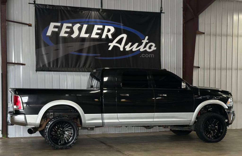 2015 Ram 2500 Laramie photo 21
