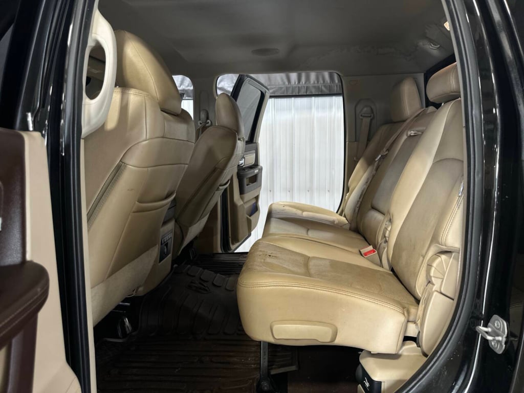 2015 Ram 2500 Laramie photo 31