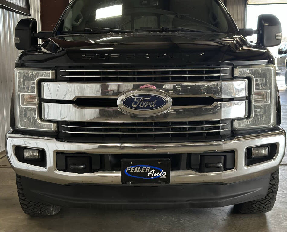 2017 Ford F-250 Lariat photo 9