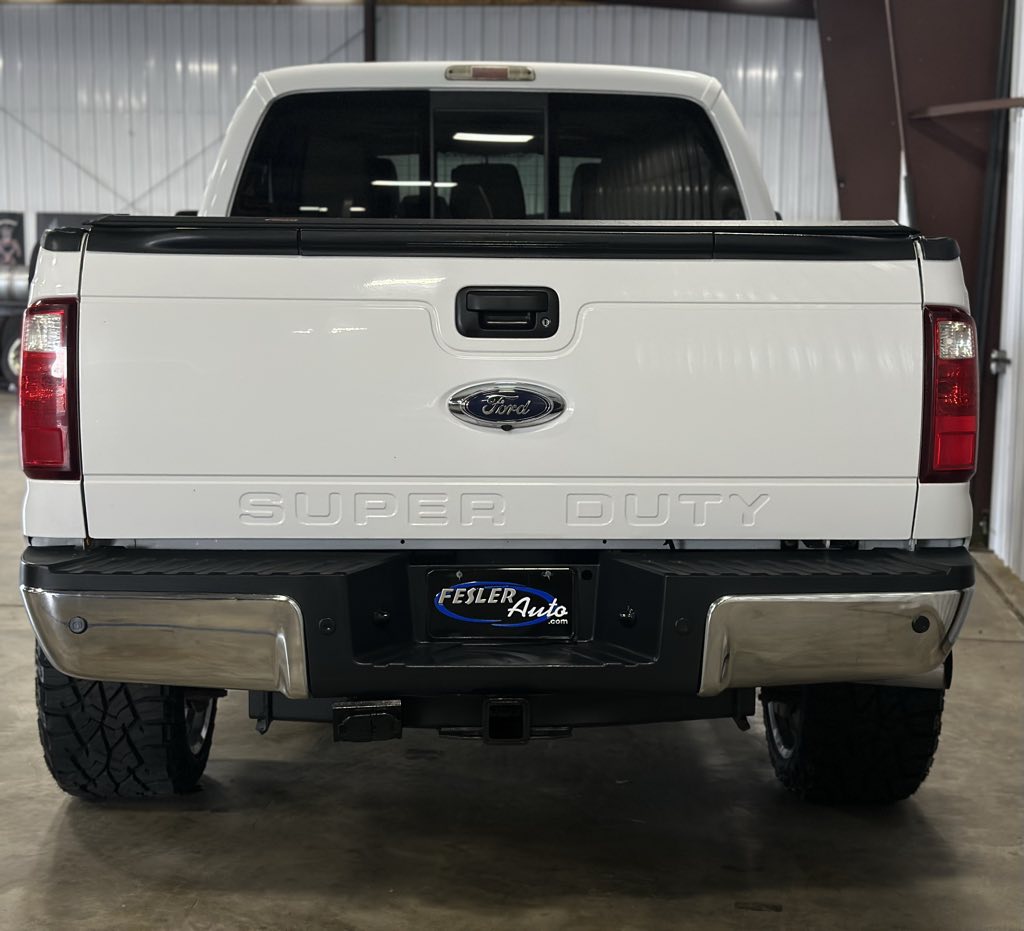 2014 Ford F-350 Lariat photo 16