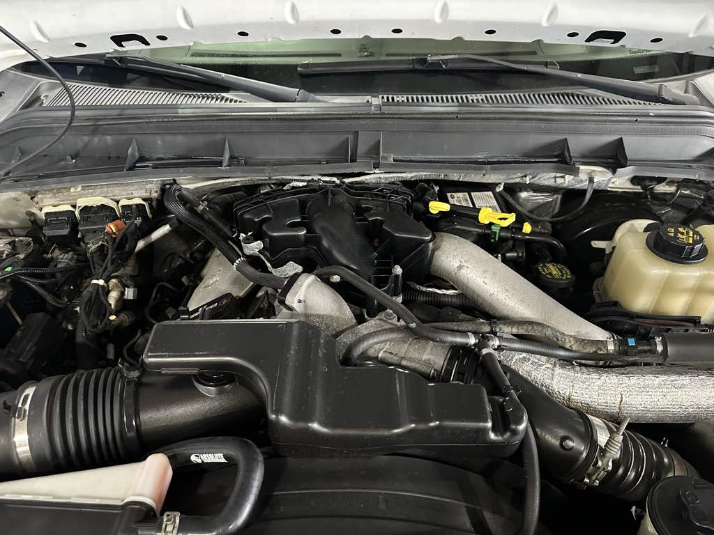 2014 Ford F-350 Lariat photo 20