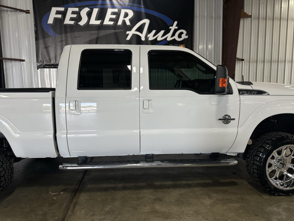 2014 Ford F-350 Lariat photo 28