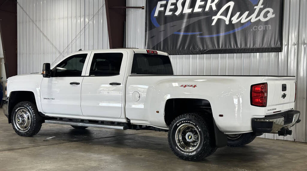 2016 Chevrolet Silverado 3500HD Work Truck photo 4