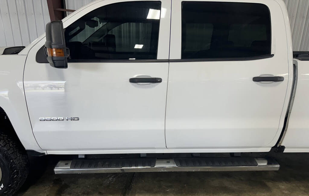 2016 Chevrolet Silverado 3500HD Work Truck photo 9