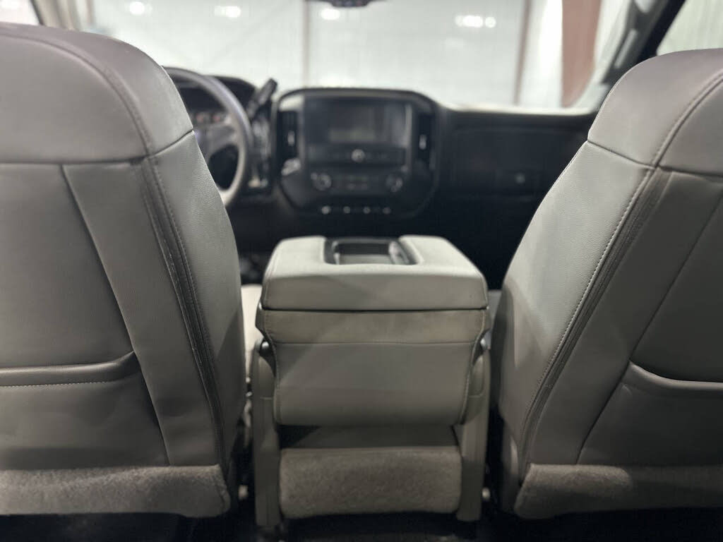 2016 Chevrolet Silverado 3500HD Work Truck photo 16