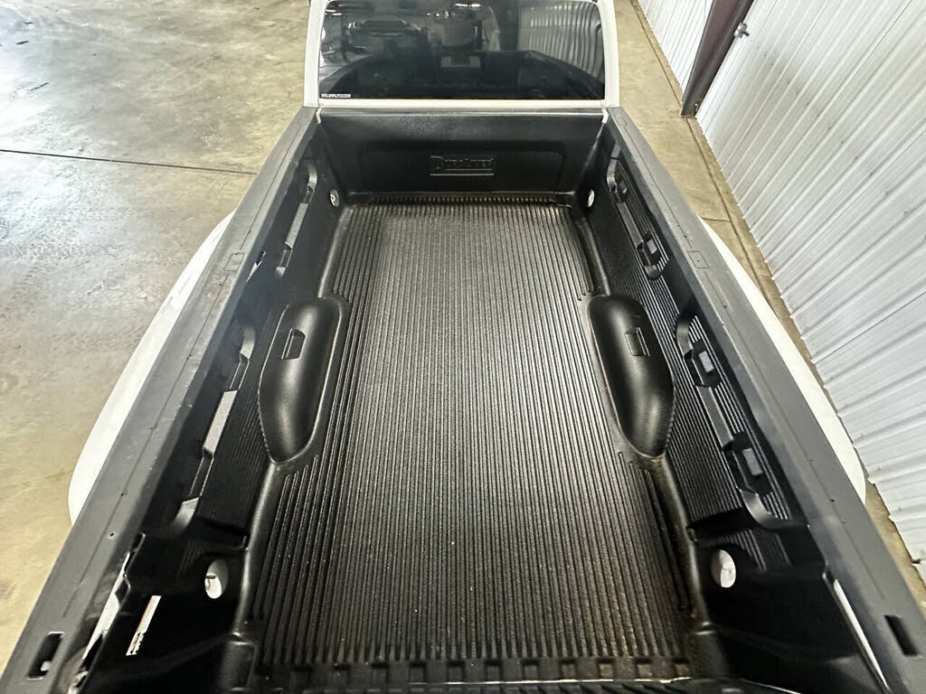 2016 Chevrolet Silverado 3500HD Work Truck photo 20