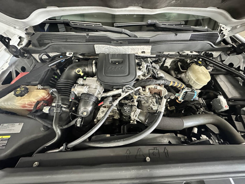 2016 Chevrolet Silverado 3500HD Work Truck photo 2