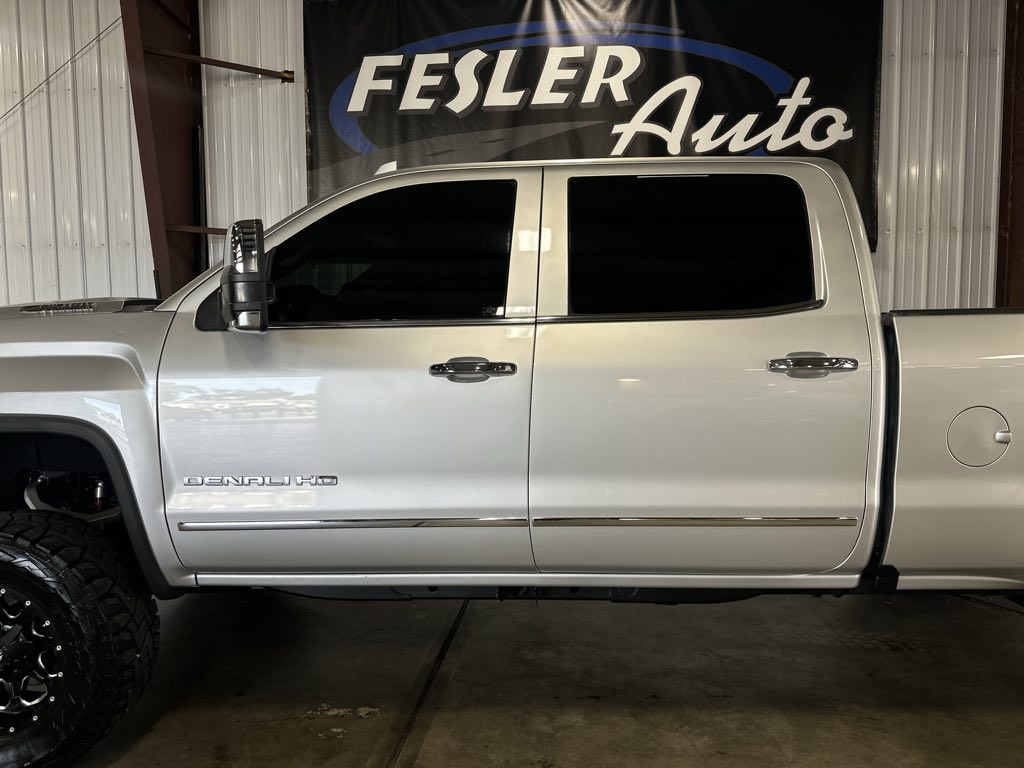 2018 Gmc Sierra Denali photo 3