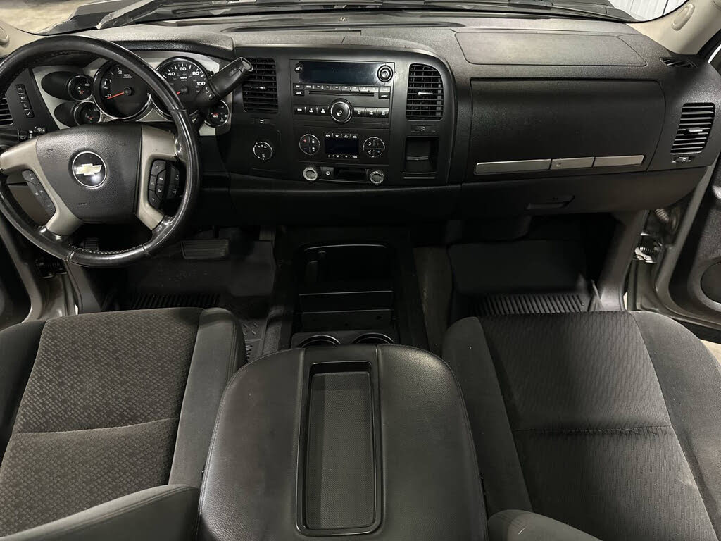 2008 Chevrolet Silverado 2500HD photo 11